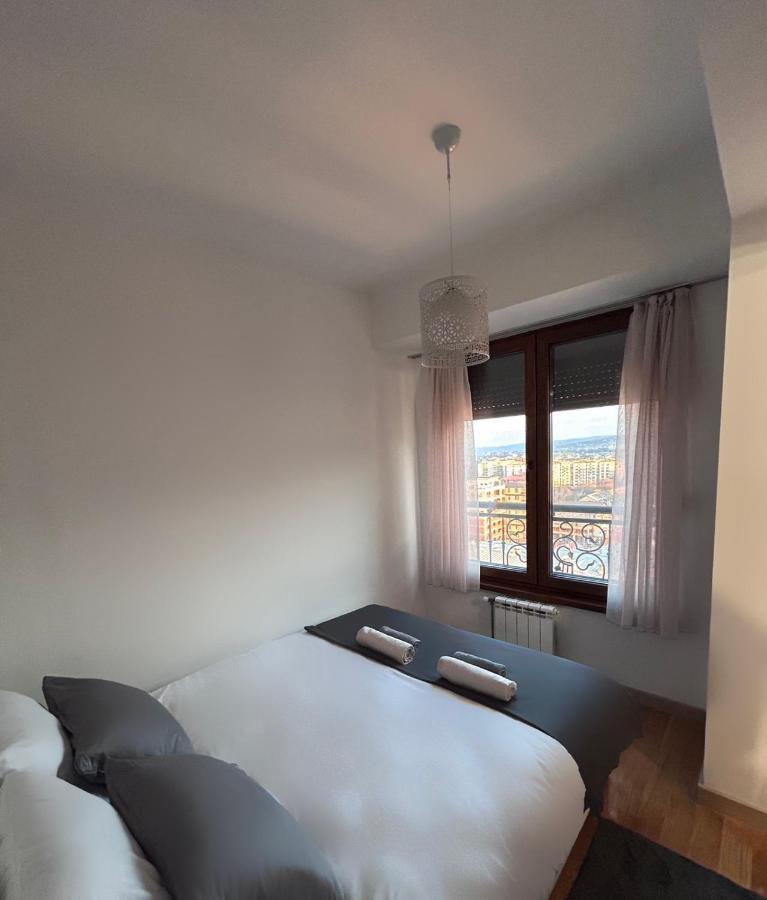Apartments Empire - Adora Flatiron Скопье Экстерьер фото